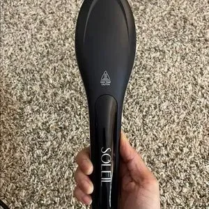 Soleil 2.0 Heat Brush. Brand new never used. NEW Soleil 2.0 HEAT BRUSH Turquiose Hair Tool CREATE MANY  main image 4